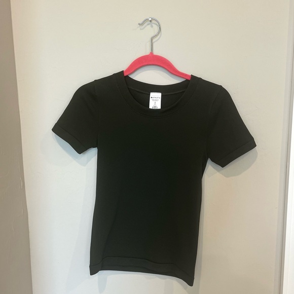 Athleta Aspen Olive Renew Seamless Crewneck T-shirt Size XS - Picture 3 of 5